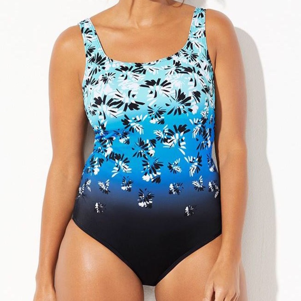 Swimsuits For All NWT Xtra Life Tank One-Piece, 24